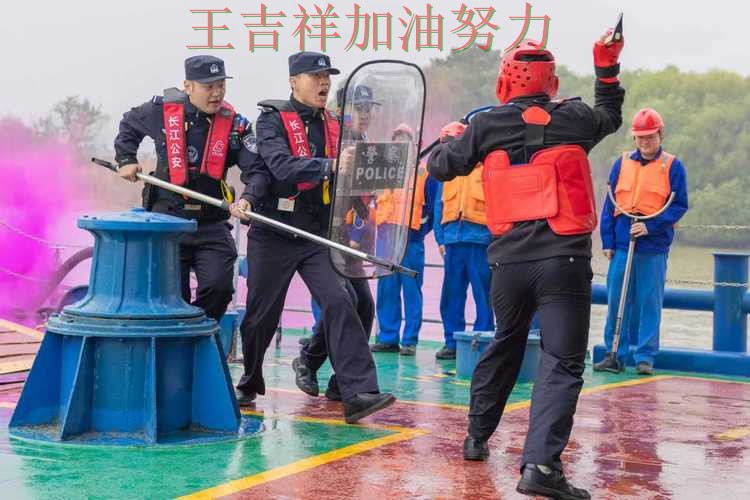 中国游泳队防线失误导致痛失好局 战术调整效果逐渐显现 中国游泳队防线失误导致痛失好局 战术调整效果逐渐显现